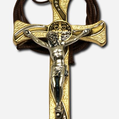 CRUCIFIX NECKLACE WITH SAINT BENEDICT MEDAL - BLACK