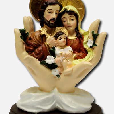 HOLY FAMILY ON HANDS -