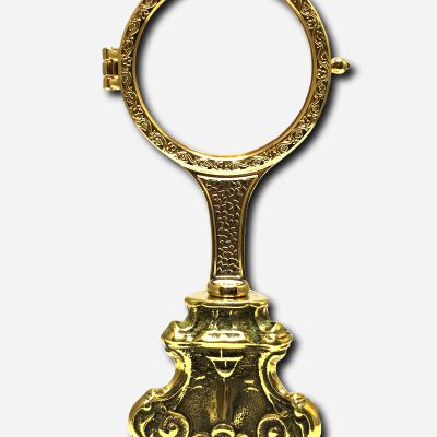 MONSTRANCE -