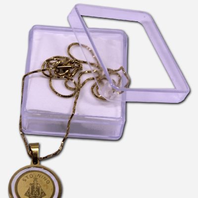SANTO NIÑO MEDAL NECKLACE GOLD COLORED WITH KAPIS